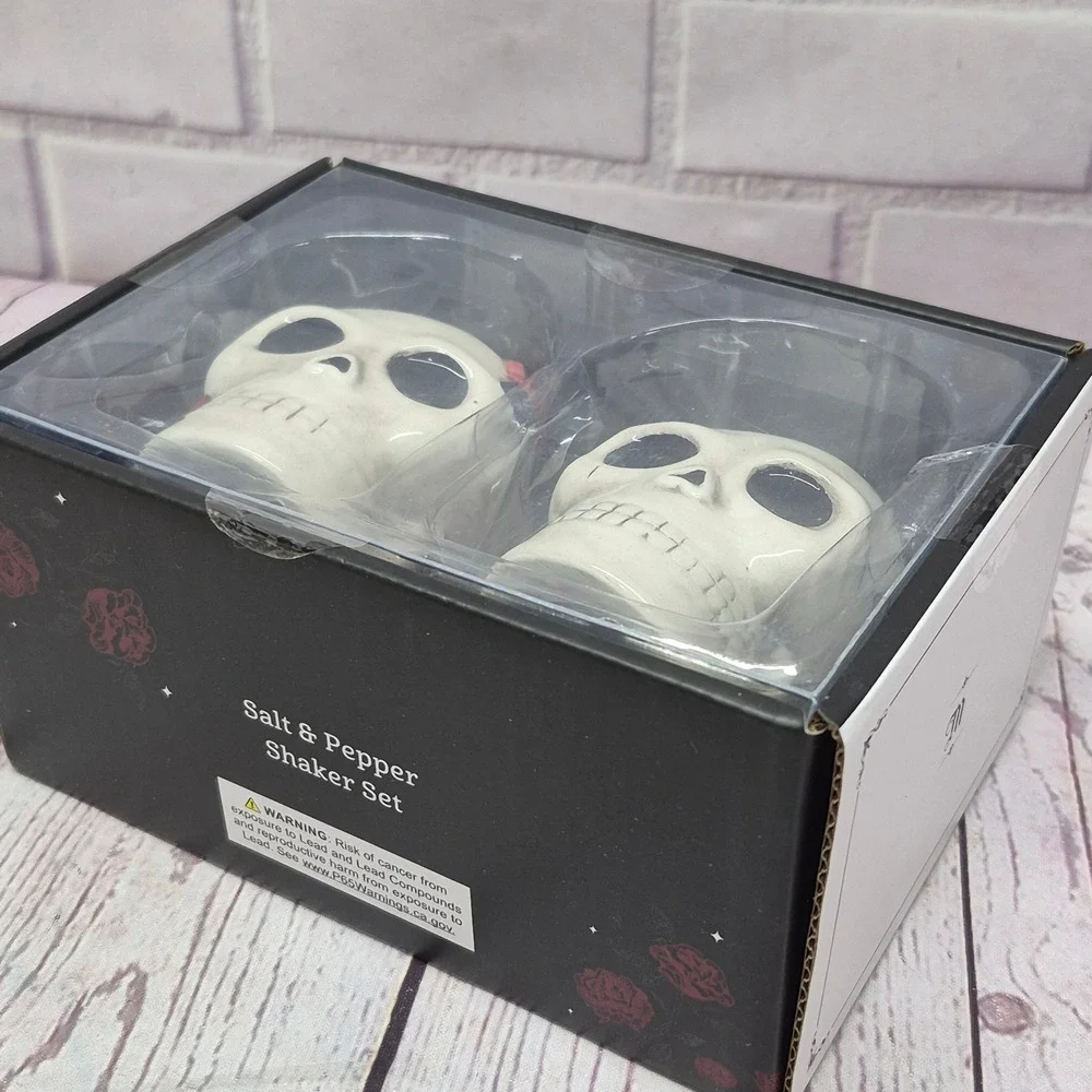 Midnight Spell Skull Salt and Pepper Shaker Set Ceramic Gothic Halloween Decor